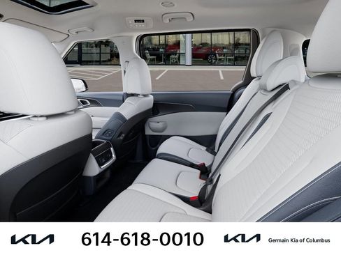 New 2026 Kia Carnival SX Prestige image 21