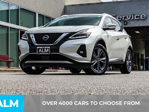 Used 2023 Nissan Murano Platinum image 3
