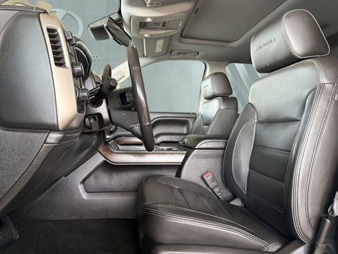 Used 2018 GMC Sierra 1500 Denali AWD/4WD image 7