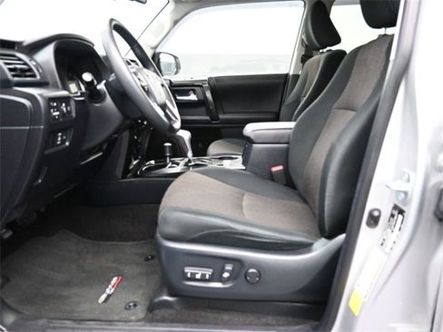 Used 2022 Toyota 4Runner TRD Off-Road image 21