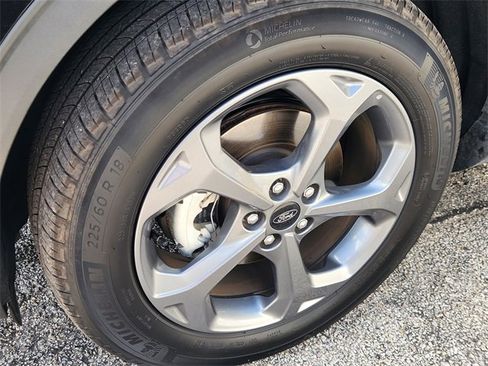 Used 2025 Ford Escape ST-Line image 10