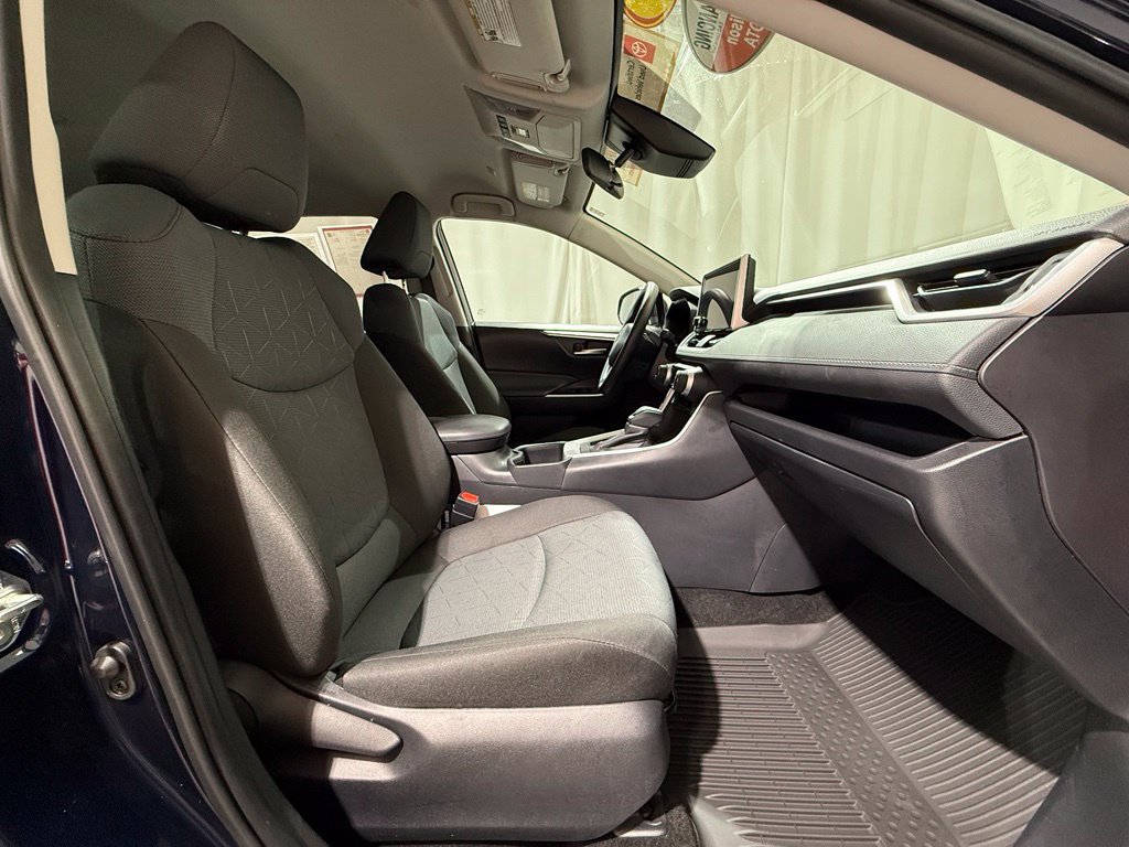 Certified 2025 Toyota RAV4 XLE AWD/4WD image 21