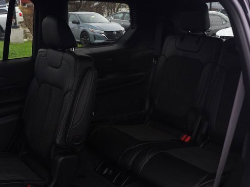 New 2025 Jeep Grand Cherokee L Altitude image 53