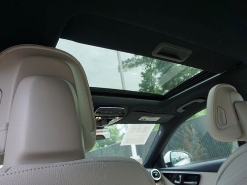 Used 2024 Mercedes-Benz C 300 Sedan image 16