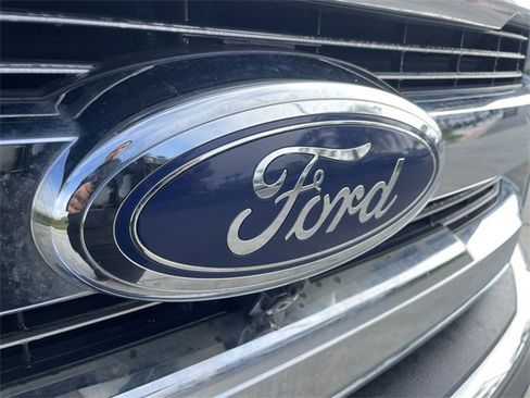 Used 2015 Ford F150 Lariat w/ Equipment Group 502A Luxury image 32