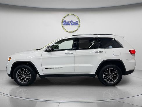 Used 2017 Jeep Grand Cherokee Limited w/ Trailer Tow Group IV AWD/4WD image 2