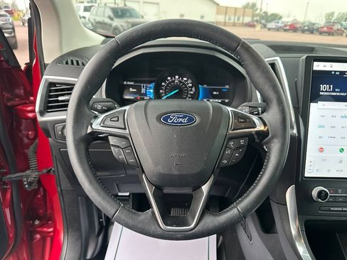 Used 2024 Ford Edge Titanium AWD/4WD image 14