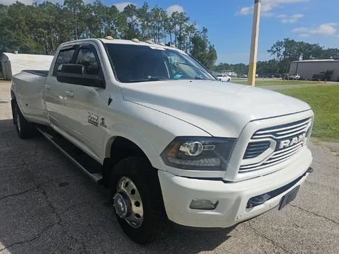 Used 2018 RAM 3500 Laramie w/ Sport Appearance Group AWD/4WD image 5