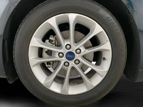 Used 2020 Ford Fusion SE FWD image 25