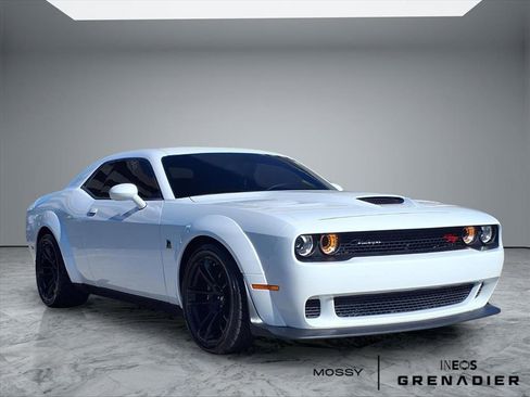 Used 2022 Dodge Challenger R/T Scat Pack image 1