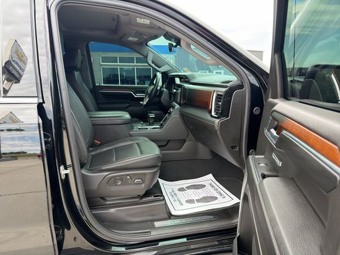 Used 2024 GMC Sierra 1500 Denali AWD/4WD image 22