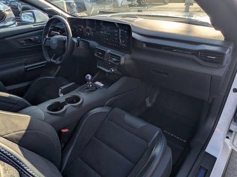 Used 2025 Ford Mustang Dark Horse RWD image 10