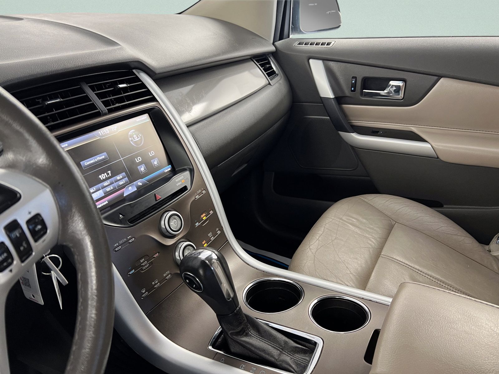 Used 2014 Ford Edge SEL w/ Equipment Group 205A AWD/4WD image 22