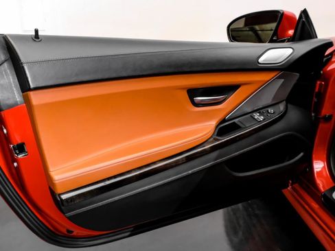 Used 2017 BMW M6 Coupe RWD image 46