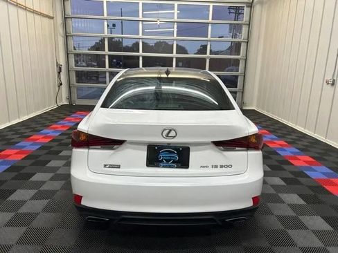 Used 2019 Lexus IS 300 F Sport AWD/4WD image 5