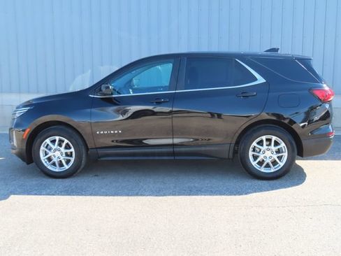 Used 2023 Chevrolet Equinox LT FWD image 9