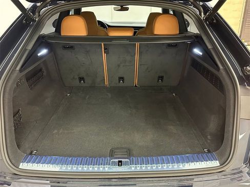 Used 2025 Audi RS Q8 performance image 33