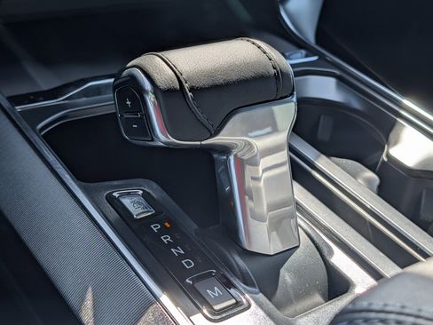 New 2025 Ford F150 Platinum w/ Equipment Group 702A High image 36