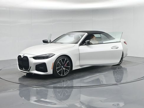 Used 2023 BMW 430i Convertible w/ M Sport Package RWD image 31
