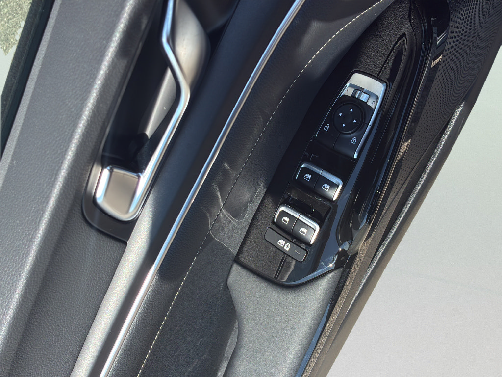 New 2026 Kia K5 GT-Line FWD image 21
