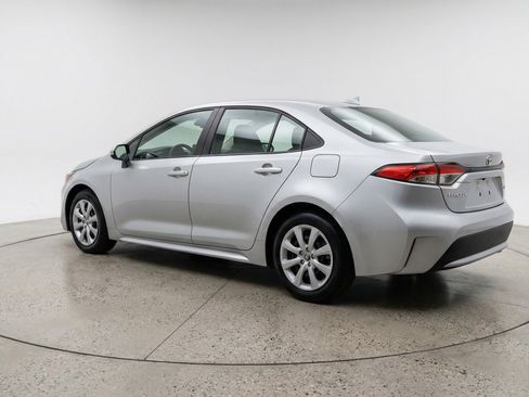 Used 2025 Toyota Corolla LE FWD image 6