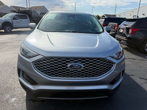 Used 2023 Ford Edge SEL w/ Convenience Package AWD/4WD image 3