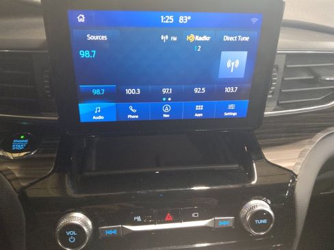 Used 2021 Ford Explorer Limited w/ Equipment Group 301A RWD image 25
