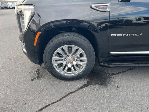 Certified 2025 GMC Yukon Denali image 31