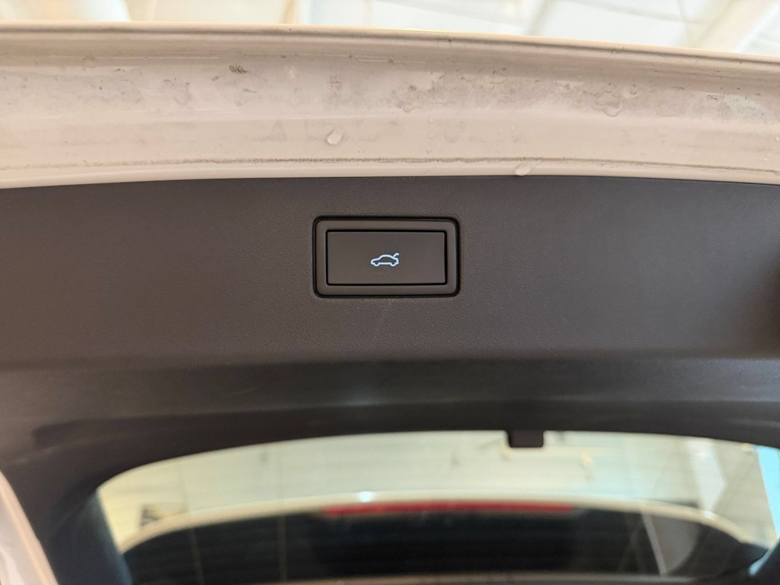 Used 2026 Volkswagen Tiguan SE AWD/4WD image 22