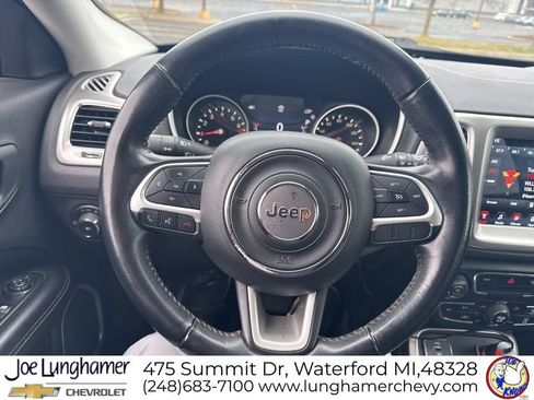 Used 2017 Jeep Compass Latitude w/ Popular Equipment Group image 19