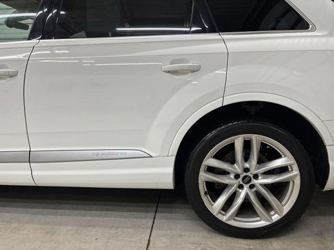 Used 2017 Audi Q7 3.0T Prestige AWD/4WD image 6