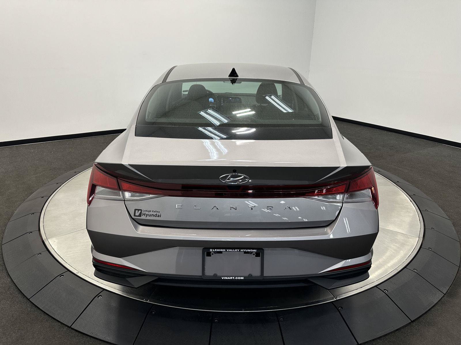 Certified 2023 Hyundai Elantra SEL w/ Convenience Package FWD image 6