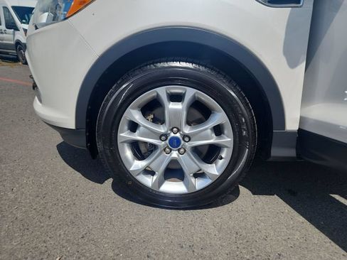 Used 2015 Ford Escape Titanium AWD/4WD image 31