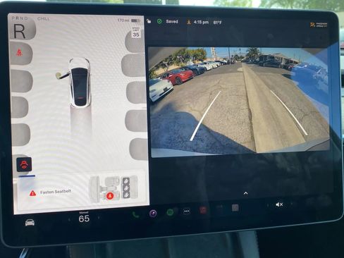 Used 2022 Tesla Model Y Long Range image 16