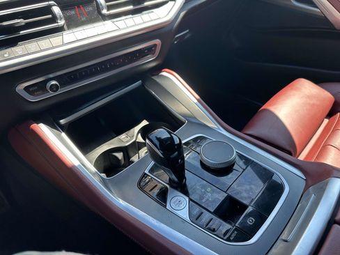 Used 2022 BMW X6 xDrive40i w/ M Sport Package AWD/4WD image 28