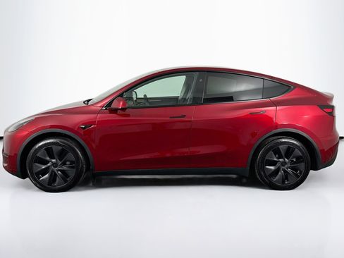 Used 2025 Tesla Model Y Long Range image 7