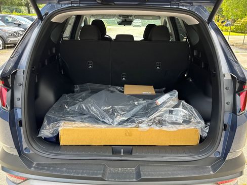 Certified 2025 Hyundai Tucson SEL image 18