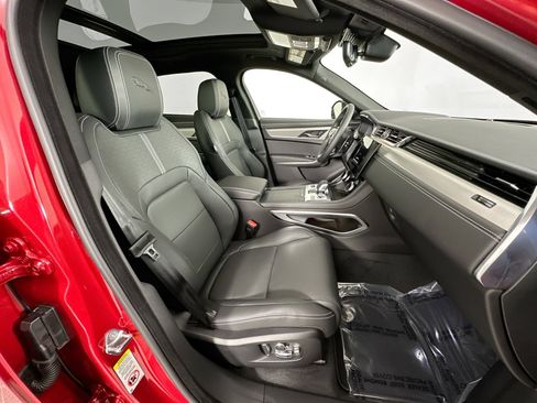 Certified 2026 Jaguar F-PACE R-Dynamic S AWD/4WD image 26