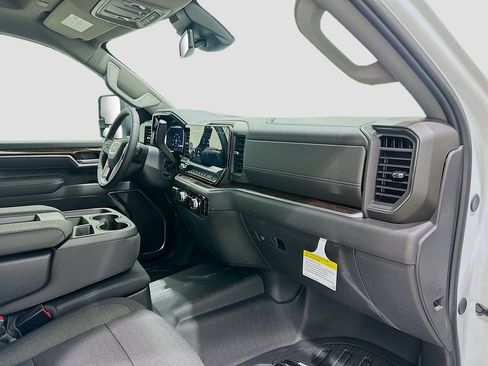 New 2026 GMC Sierra 2500 SLE AWD/4WD image 29