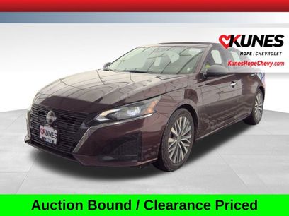 Used 2024 Nissan Altima 2.5 SV