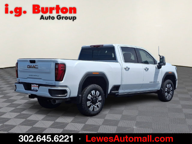 New 2026 GMC Sierra 2500 Denali w/ Denali Reserve Package AWD/4WD image 4