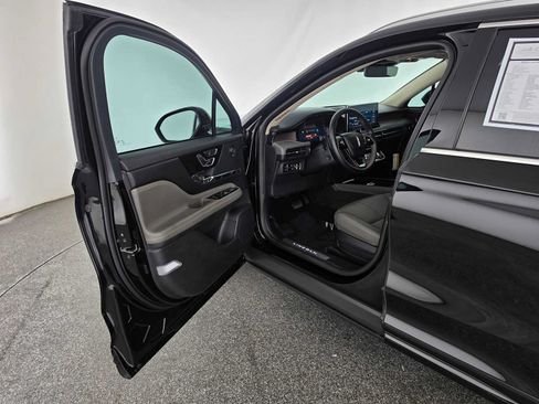 Used 2024 Lincoln Corsair Grand Touring w/ Equipment Group 302A AWD/4WD image 19