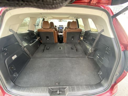 Used 2020 Subaru Ascent Touring image 39