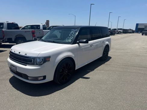 Used 2019 Ford Flex SEL w/ Equipment Group 202A FWD image 3