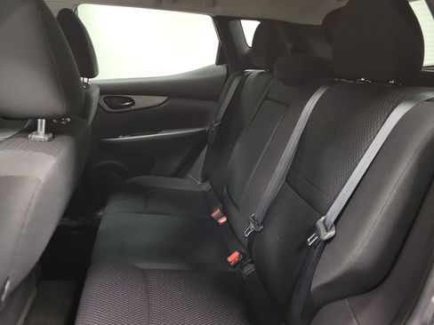 Used 2018 Nissan Rogue Sport S w/ S Appearance Package FWD image 19