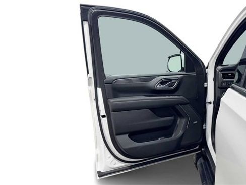 Used 2021 Chevrolet Tahoe RST w/ Luxury Package image 10