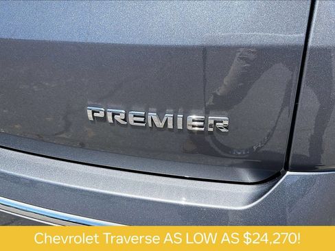 Used 2020 Chevrolet Traverse Premier FWD image 8