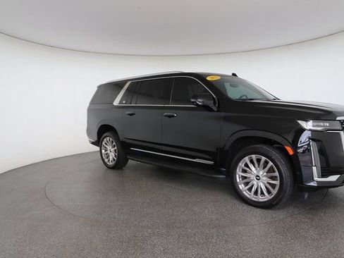 Used 2022 Cadillac Escalade ESV Premium Luxury image 26