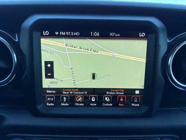 Used 2019 Jeep Wrangler Unlimited Sahara AWD/4WD image 12