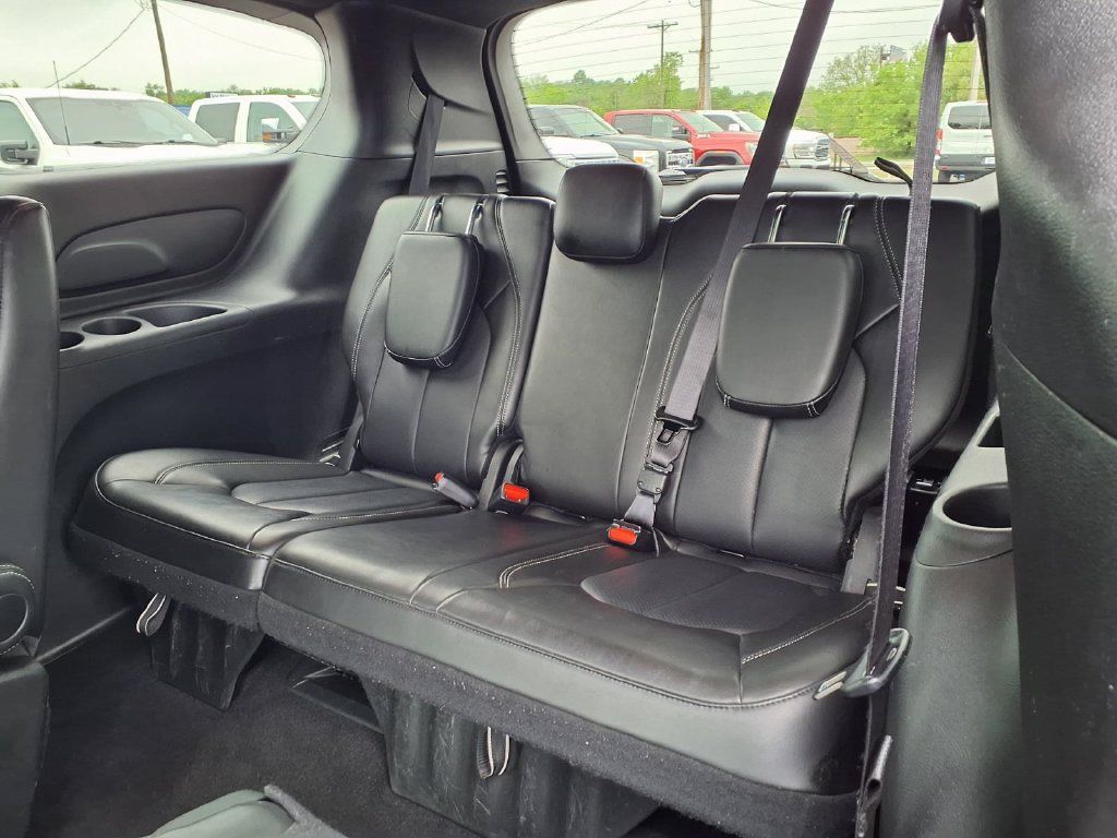 Used 2025 Chrysler Pacifica Select FWD image 19